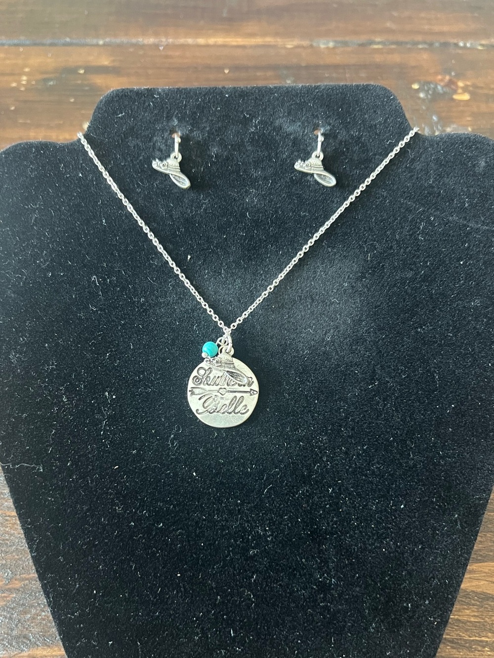 Southern Belle jewelry set